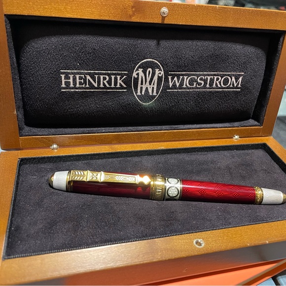 Henrik Wigstrom fountain pen by David Oscarson - Picture 10 of 13